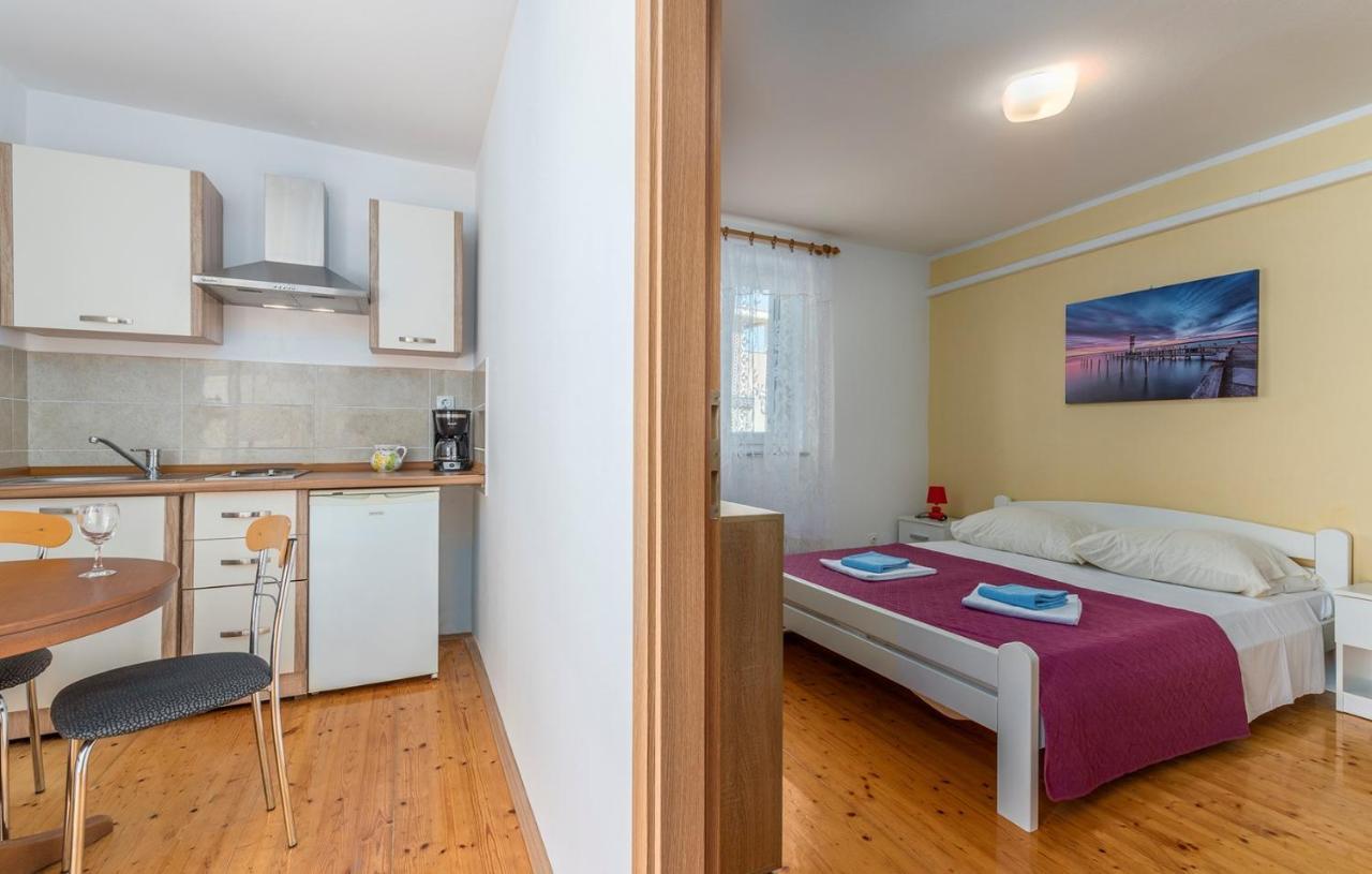 Apartments Stanko Фажана Экстерьер фото